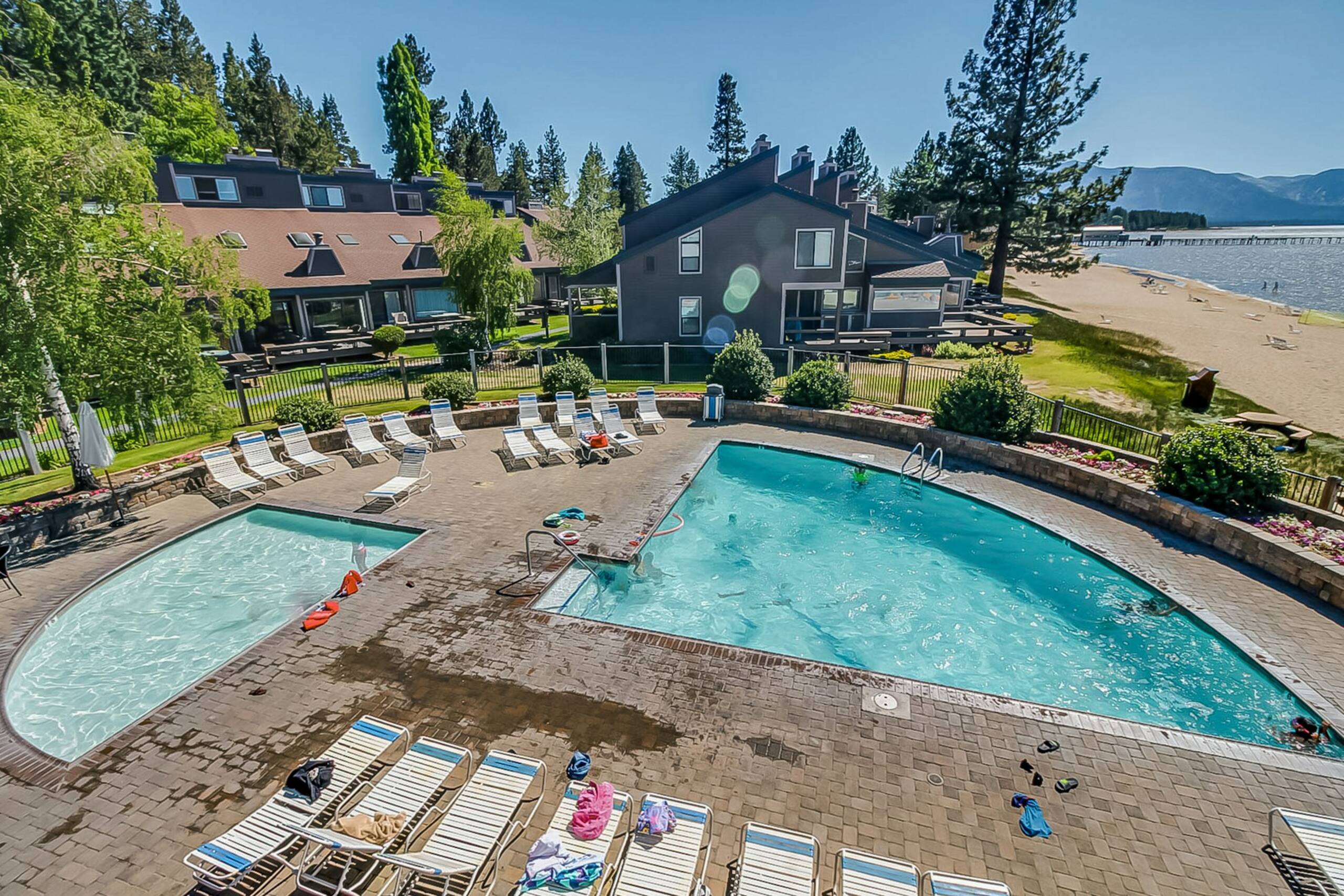 Lakefront Townhouse, Private Hot Tub, 270 Views - Photo 47