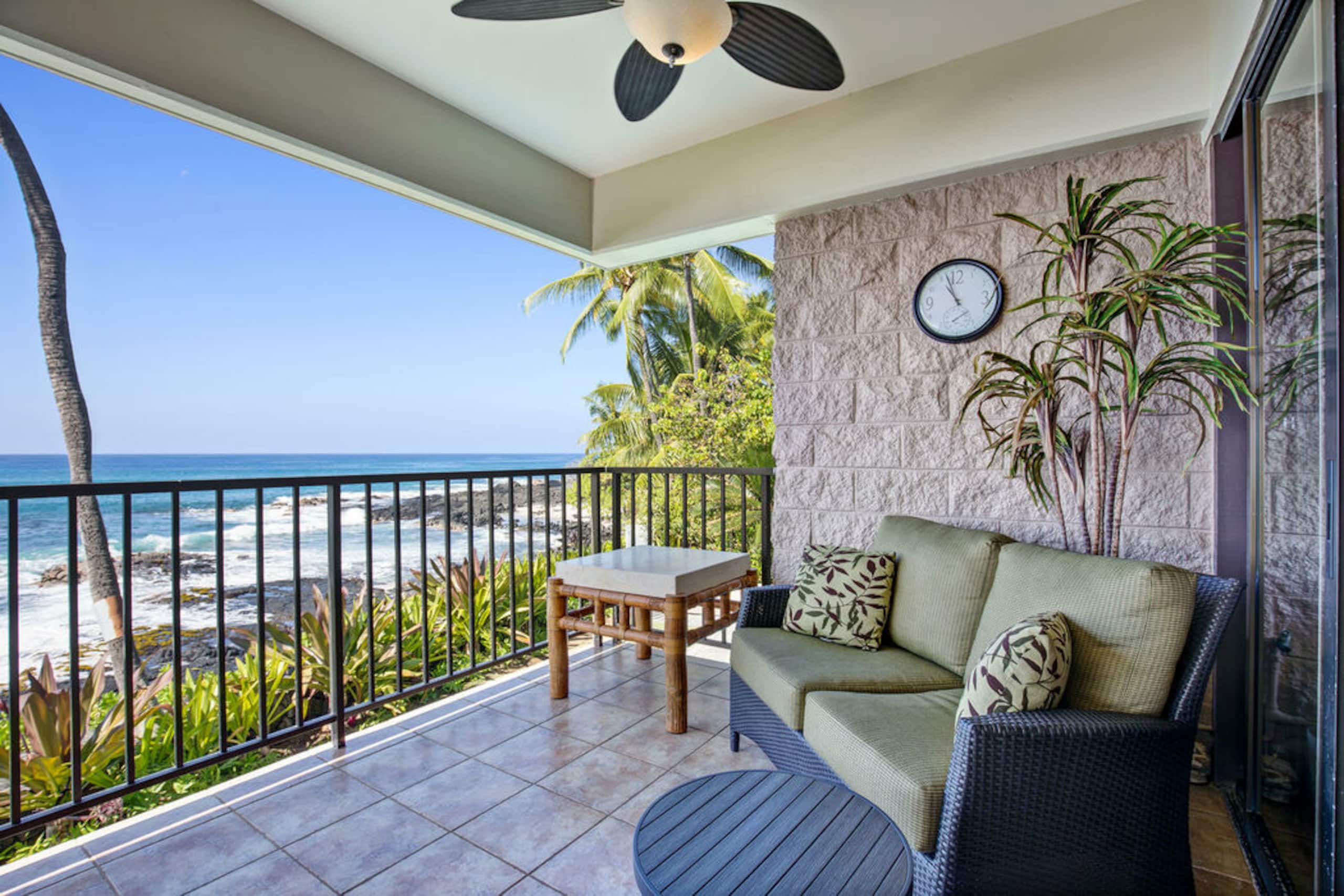 Condo in Kailua-Kona · ★4.67 · 2 bedrooms · 2 beds · 2 baths - Image 13