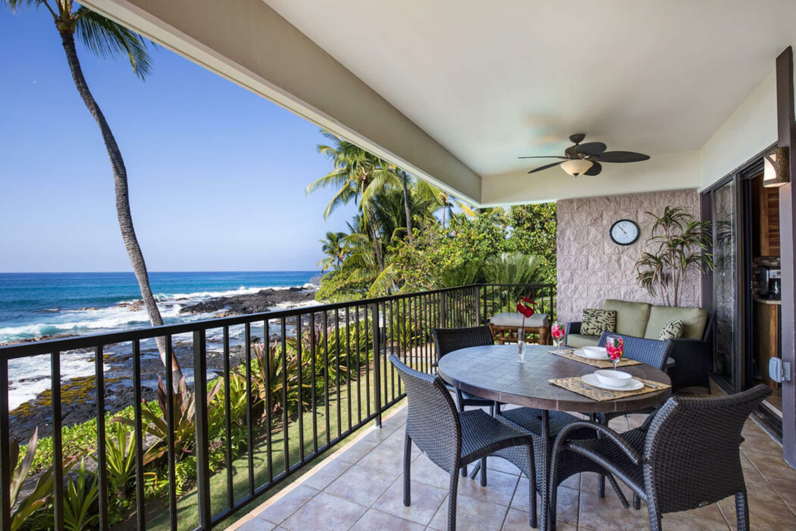 Condo in Kailua-Kona · ★4.67 · 2 bedrooms · 2 beds · 2 baths - Image 1