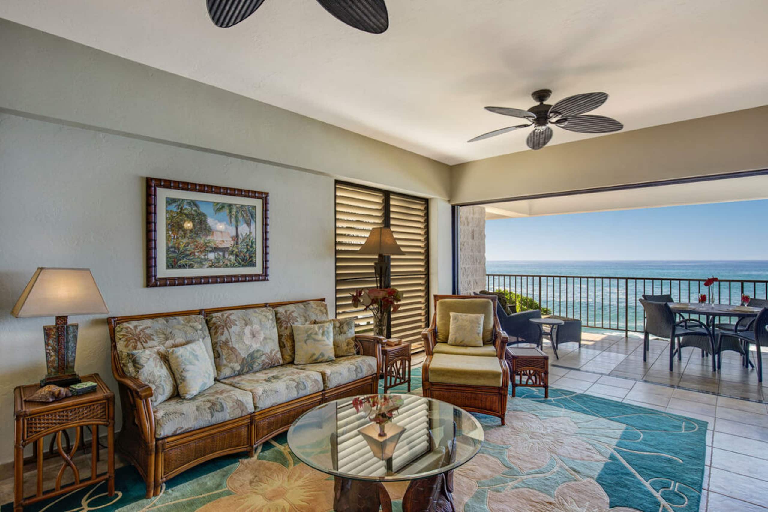 Condo in Kailua-Kona · ★4.67 · 2 bedrooms · 2 beds · 2 baths - Image 30
