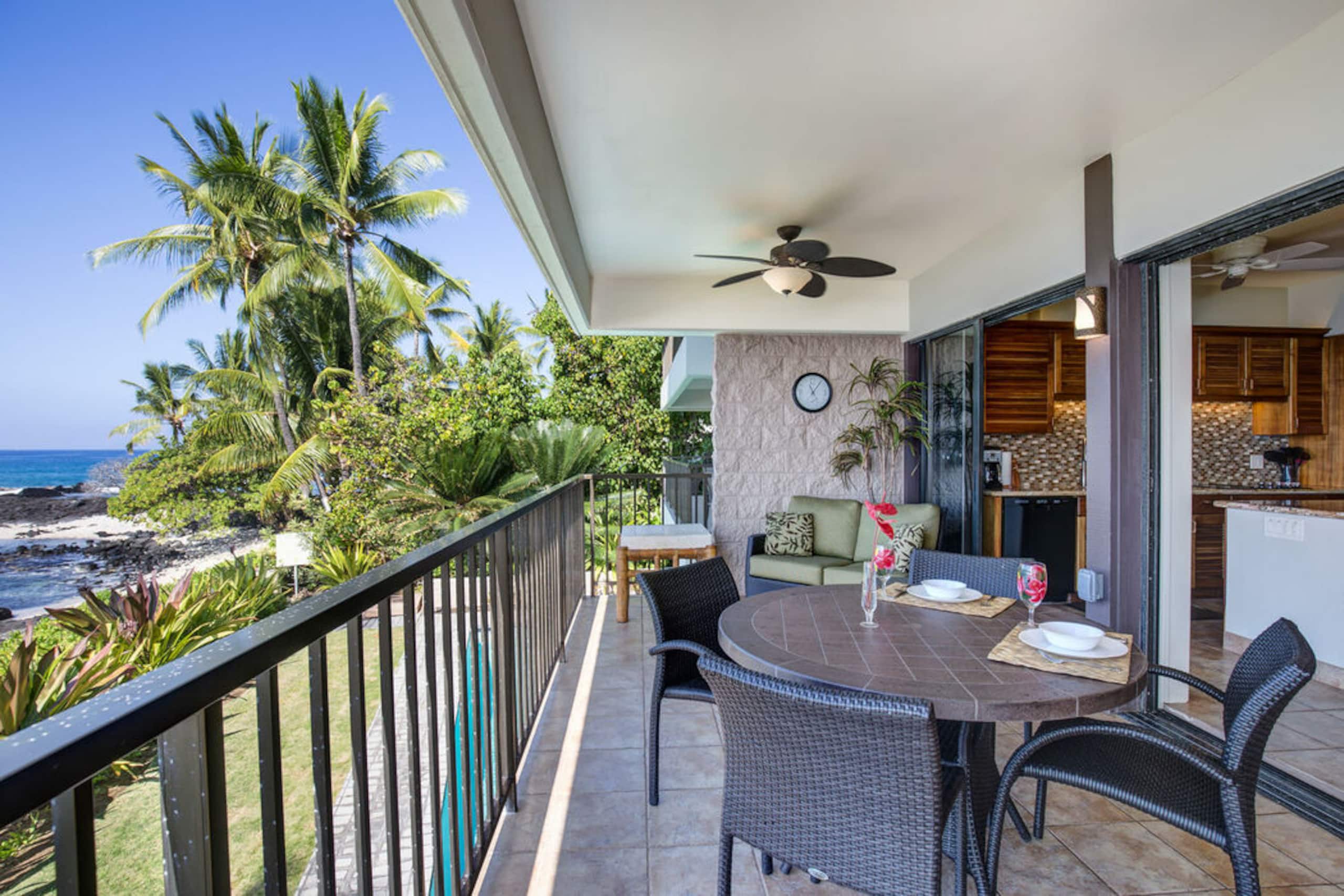 Condo in Kailua-Kona · ★4.67 · 2 bedrooms · 2 beds · 2 baths - Image 15