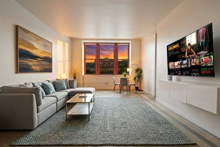 Modern 2br Pittsburgh Pride & Summer Events Stay - Pittsburgh, PA