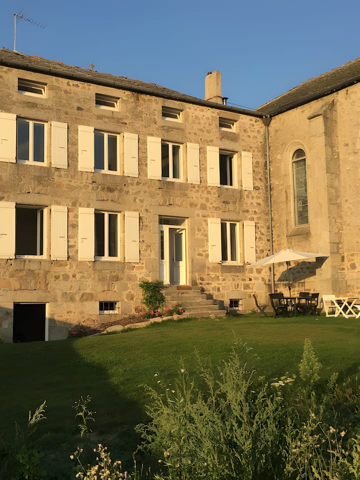 Maison Lilas Rose 300m² 12 P - Saint-Bonnet-le-Froid