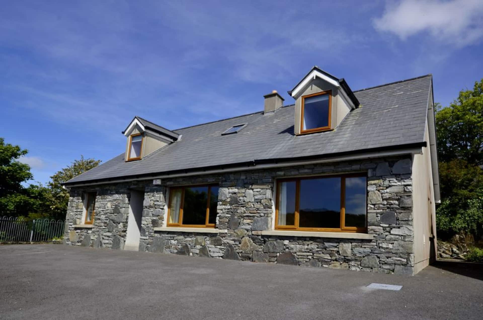 Cottage 173 - Clifden