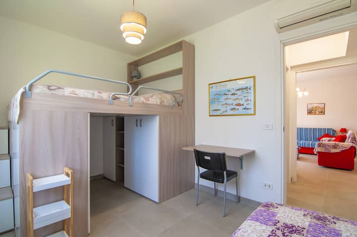 เตียงสองชั้นเตียงสองชั้น