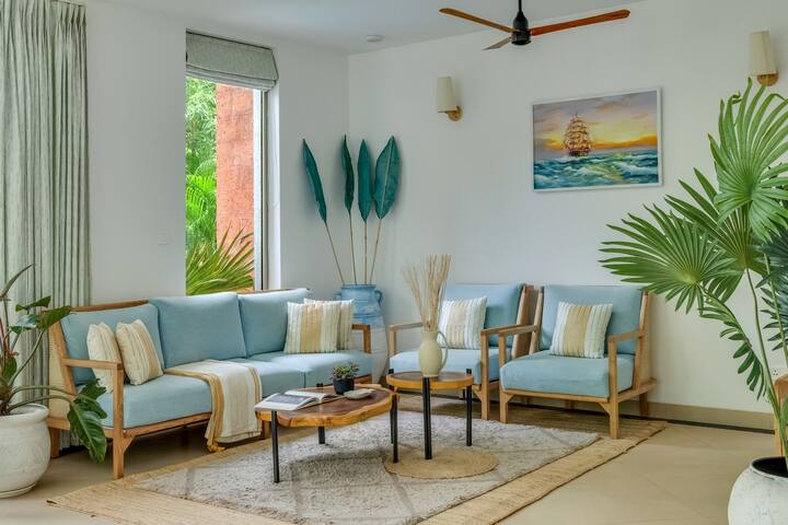Living room image 12
