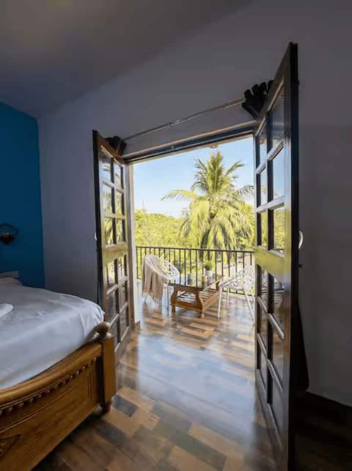 Bedroom 2 image 2