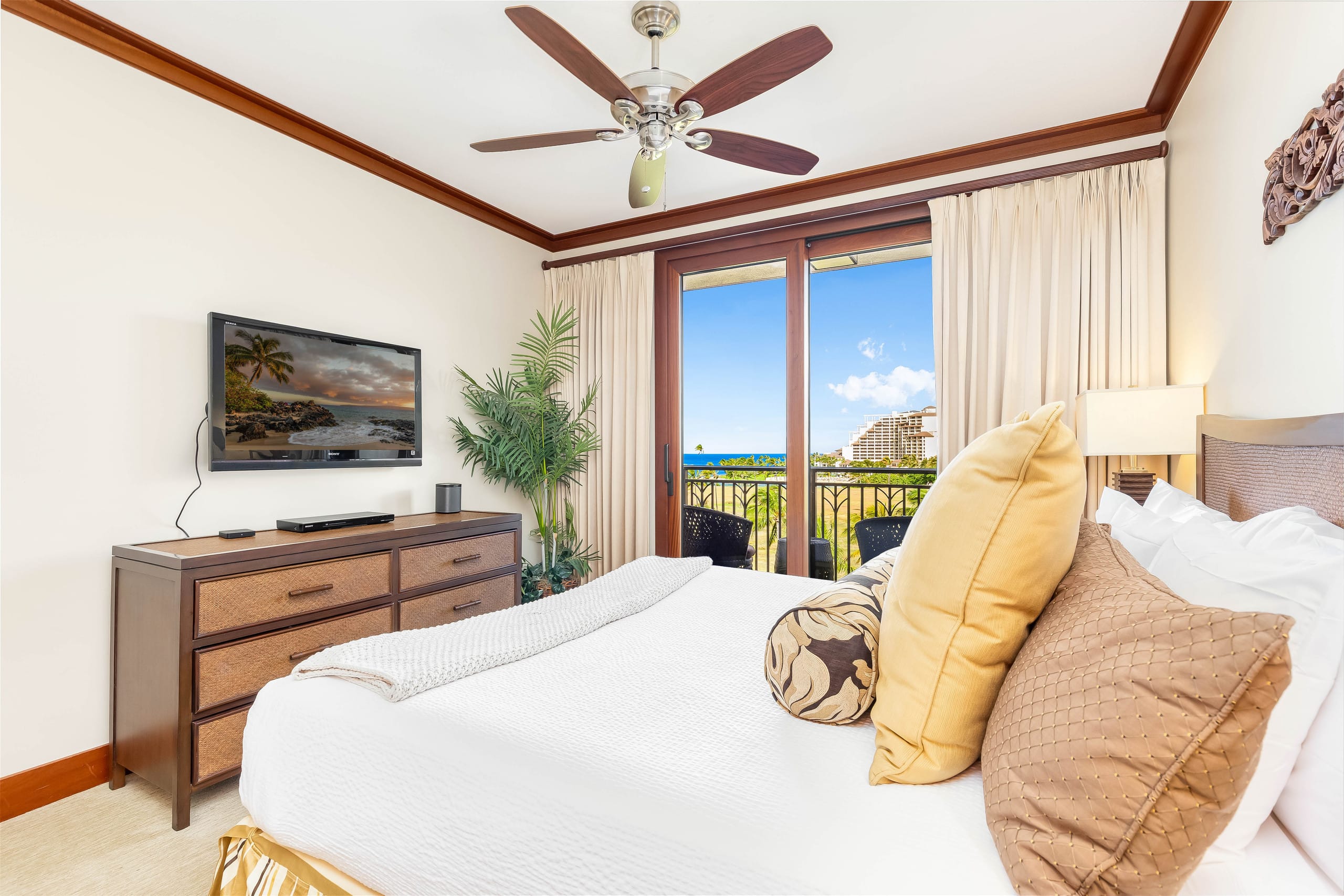 Beach Villas Oceanfront Resort at Ko Olina w/Unobs - Image 18