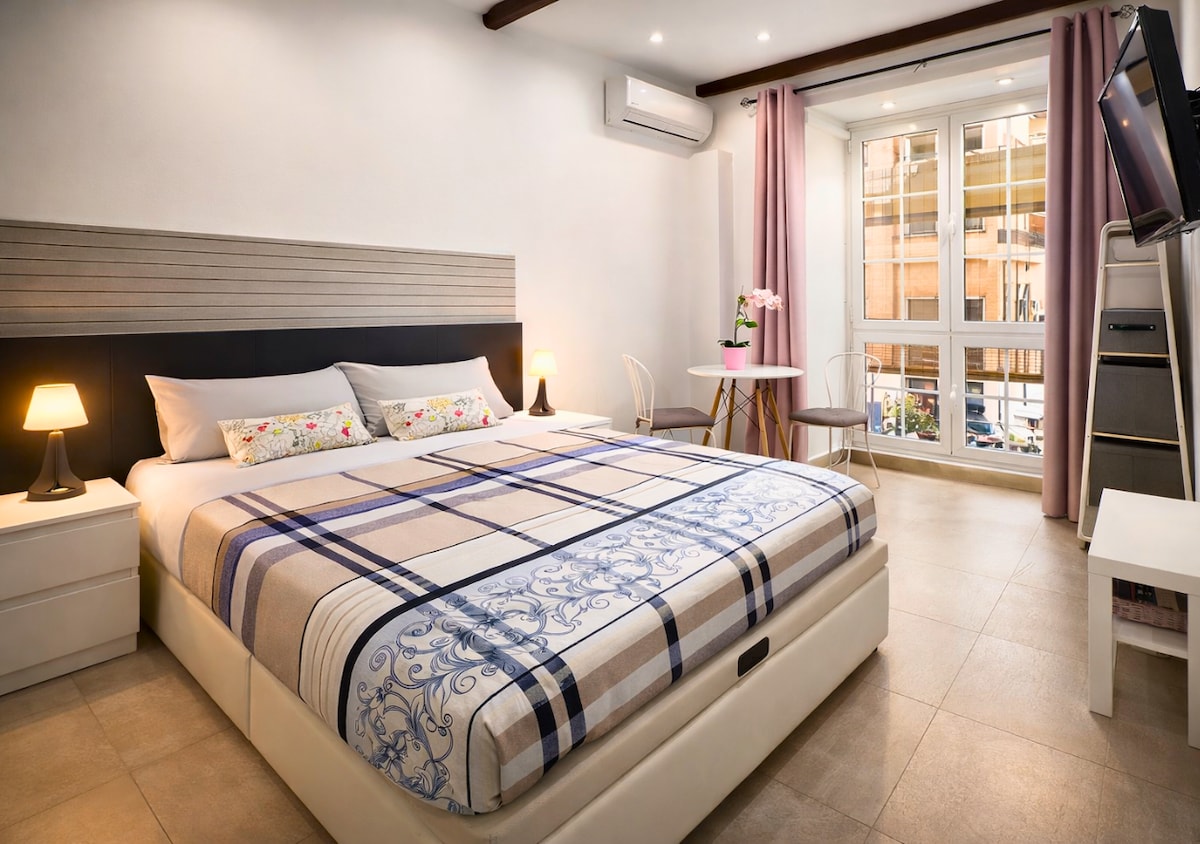 Studio Barbieri’s Room Chueca - Apartments for Rent in Madrid ...