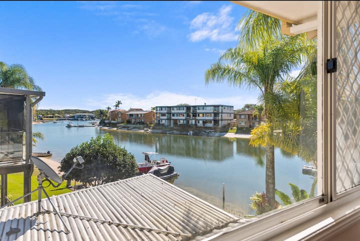 Family Friendly 2 Bed Flat With Balcony - Mooloolaba