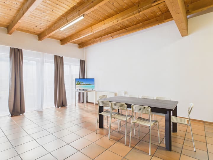 Crown Babylon Studios | 4 Schlafzimmer | 2 Bäder - Dornbirn