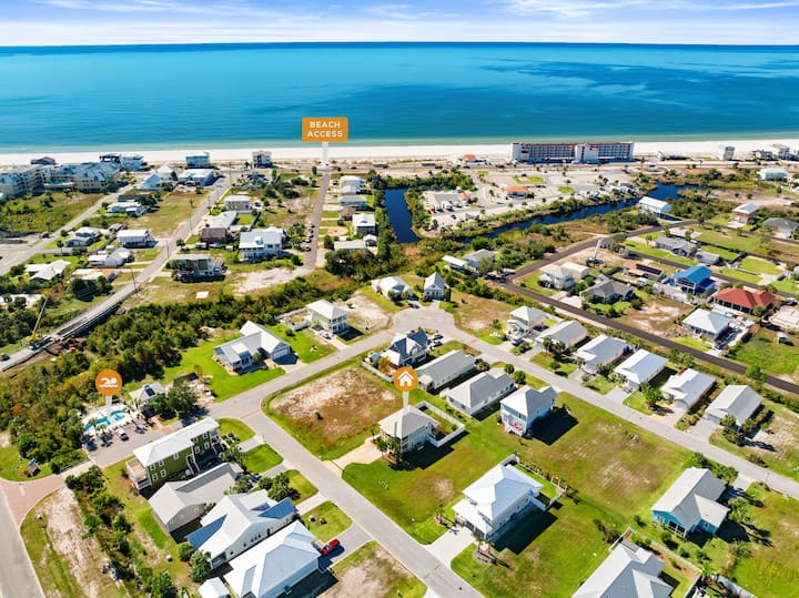 Mexico Beach Retreat | 3br, Pool, 3-block To Beach - Mexico Beach, FL