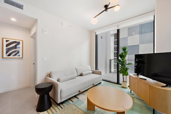 Luxury 2 Bedroom In The Crosby #509 - Miami, FL