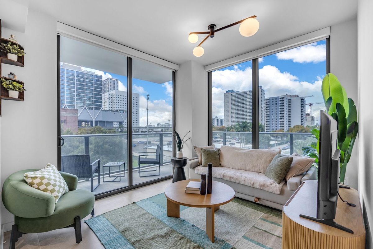 Beautiful view of Room With A View Urban Apartments For Rent