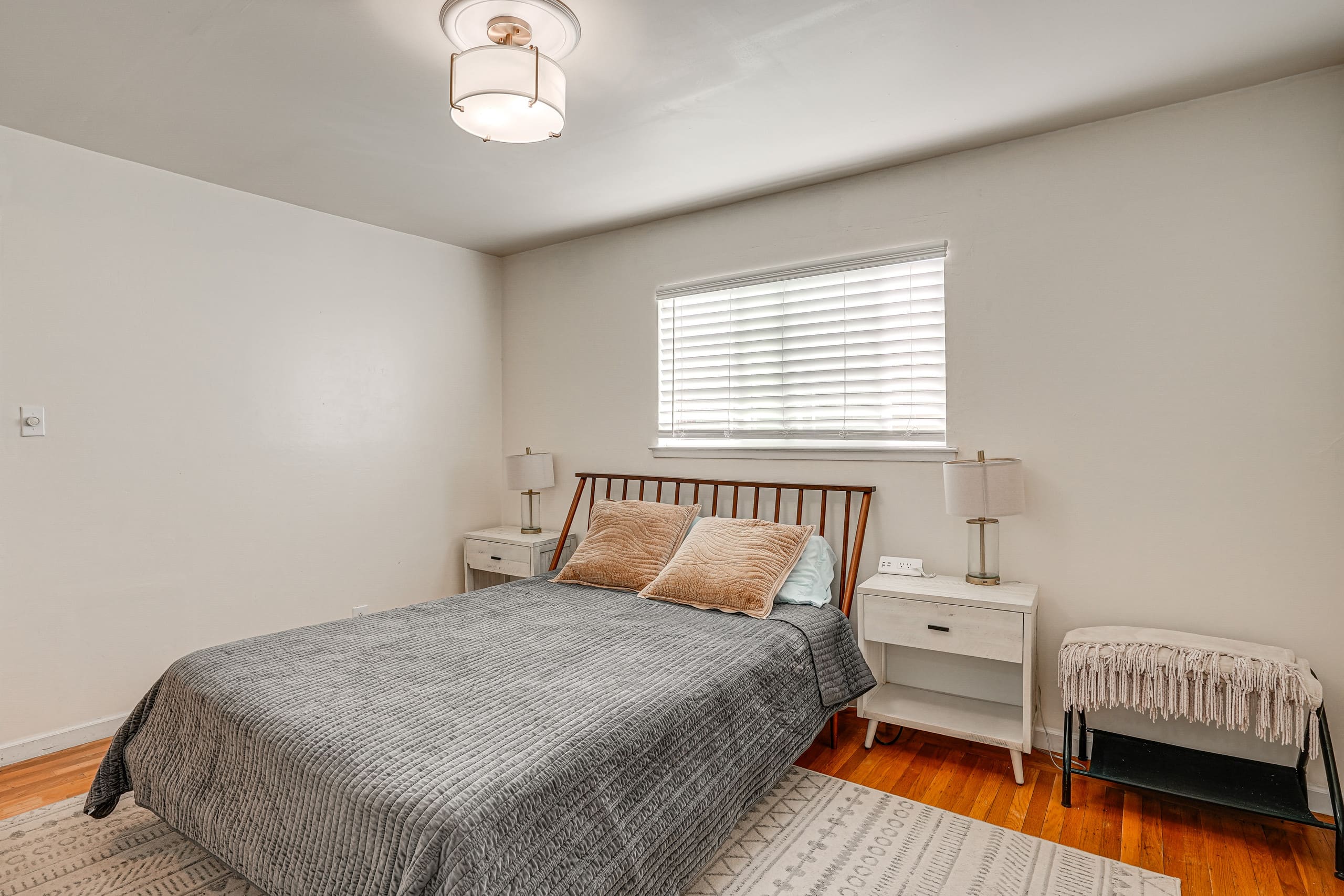 Home in South San Francisco · ★New · 4 bedrooms · 6 beds · 3 private baths - Image 13