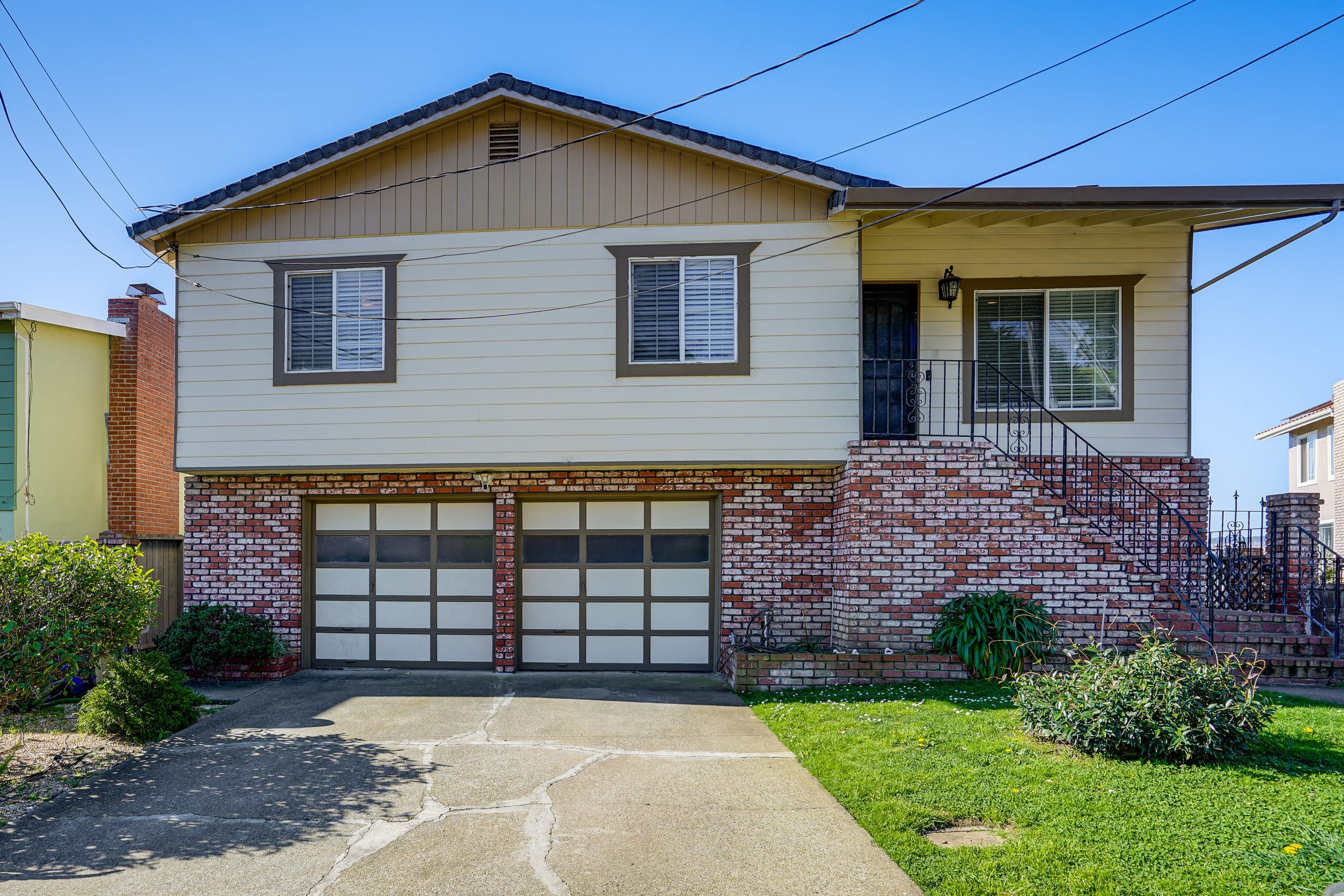 Home in South San Francisco · ★New · 4 bedrooms · 6 beds · 3 private baths - Image 30