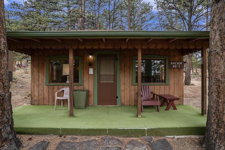 Machin's Cottage 7 - Estes Park, CO