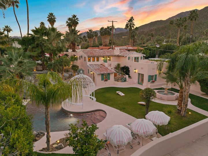The Mesa Bungalows: Palm Springs Luxury Estate - Palm Springs, CA