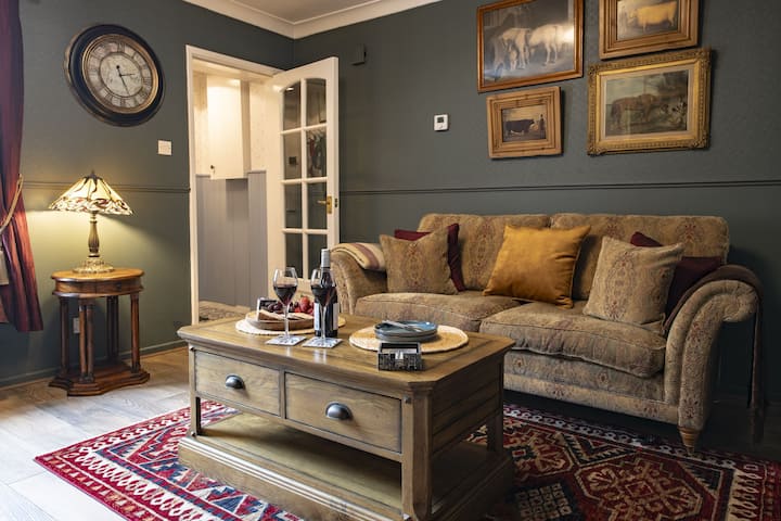 Boar Edge Cottage - Richmond Castle