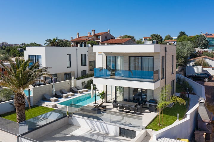 Villa Isla Verde – Luxury Seafront Villa Medulin - Medulin