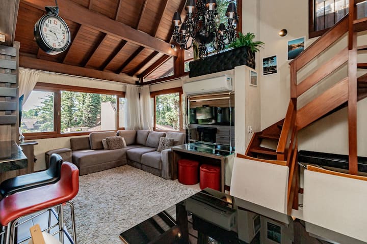 Luxuosa Cobertura Duplex Em Condomínio Central - Gramado