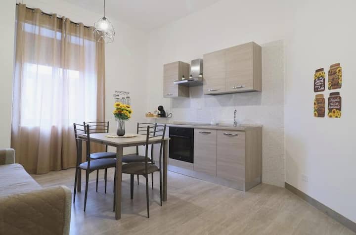 Ina - Pompei Centro Apartments - ポンペイ
