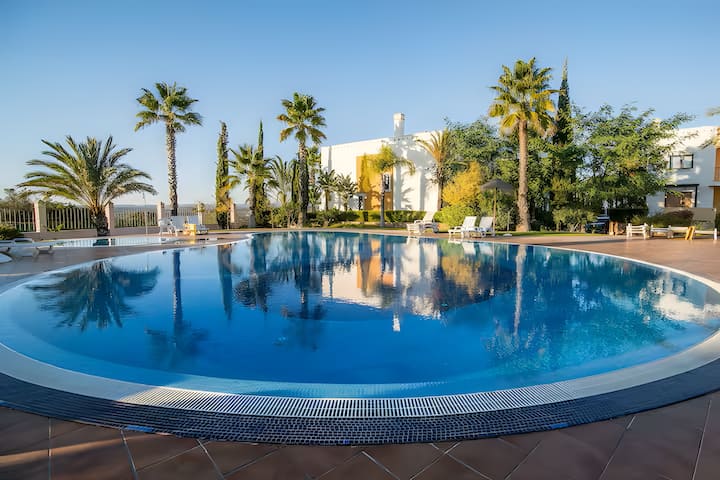 Family 3br Townhouse W Pool Terrace - Alvor