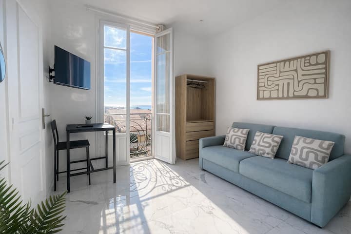 Studio Lumineux à Cap D'ail - Deux Pas De Monaco - Cap-d'Ail