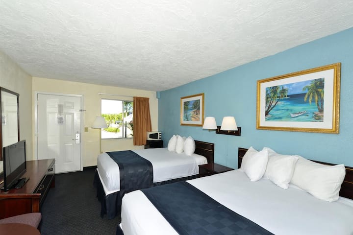 4 Stylish Rooms | Explore Historic Park & Museums! - Ellenton, FL
