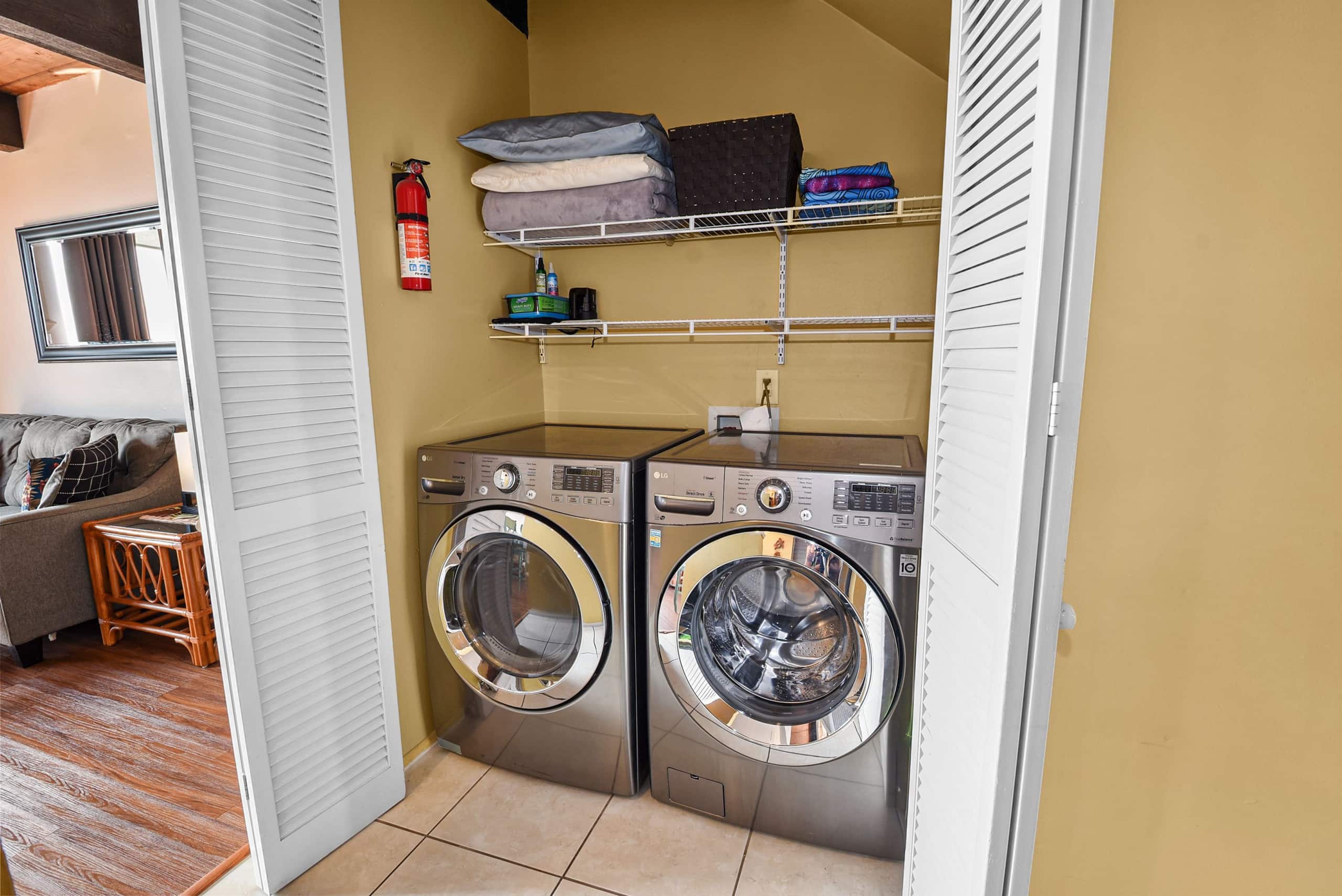 Condo in Kailua-Kona · ★5.0 · 2 bedrooms · 3 beds · 1.5 private baths - Image 19