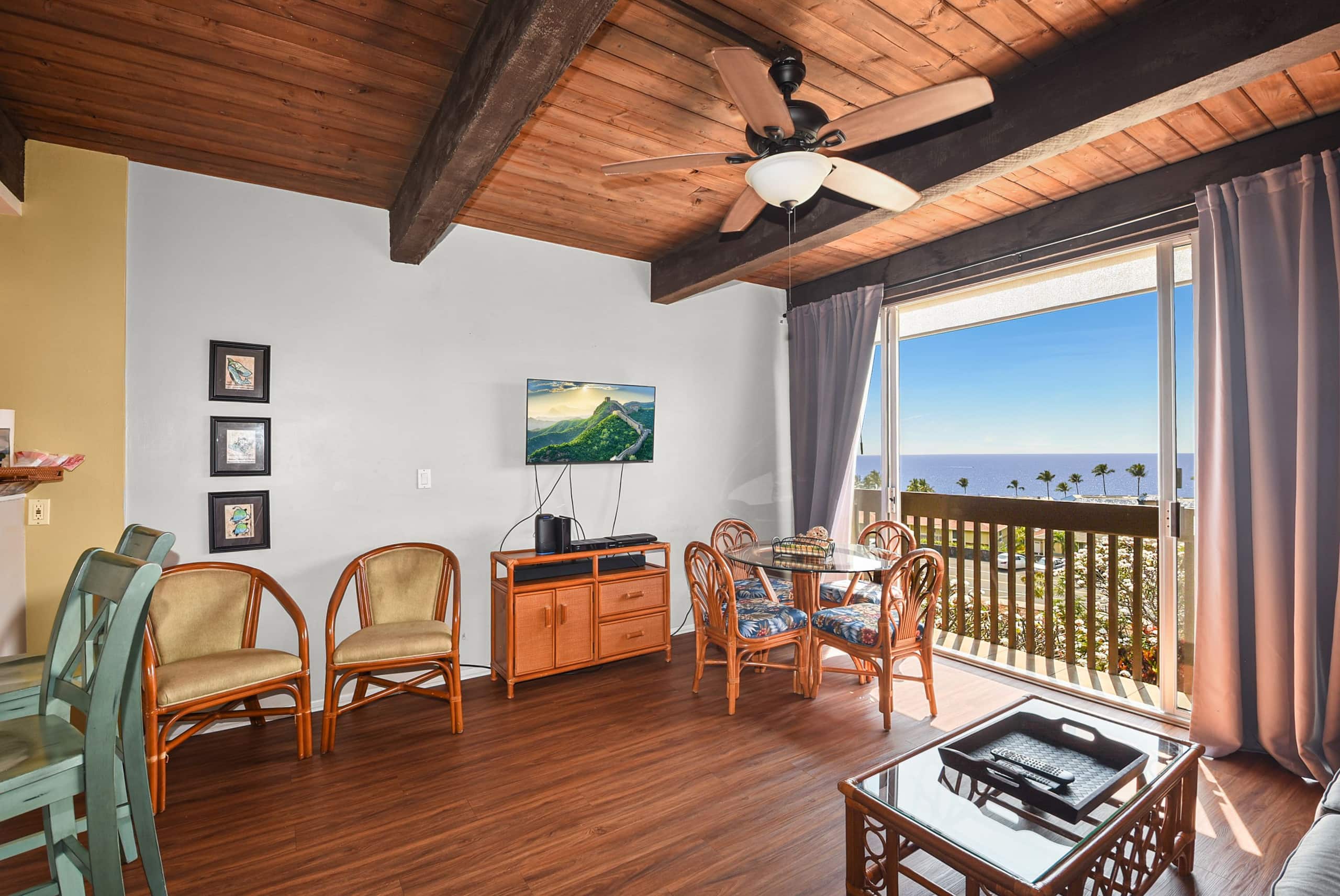 Condo in Kailua-Kona · ★5.0 · 2 bedrooms · 3 beds · 1.5 private baths - Image 10