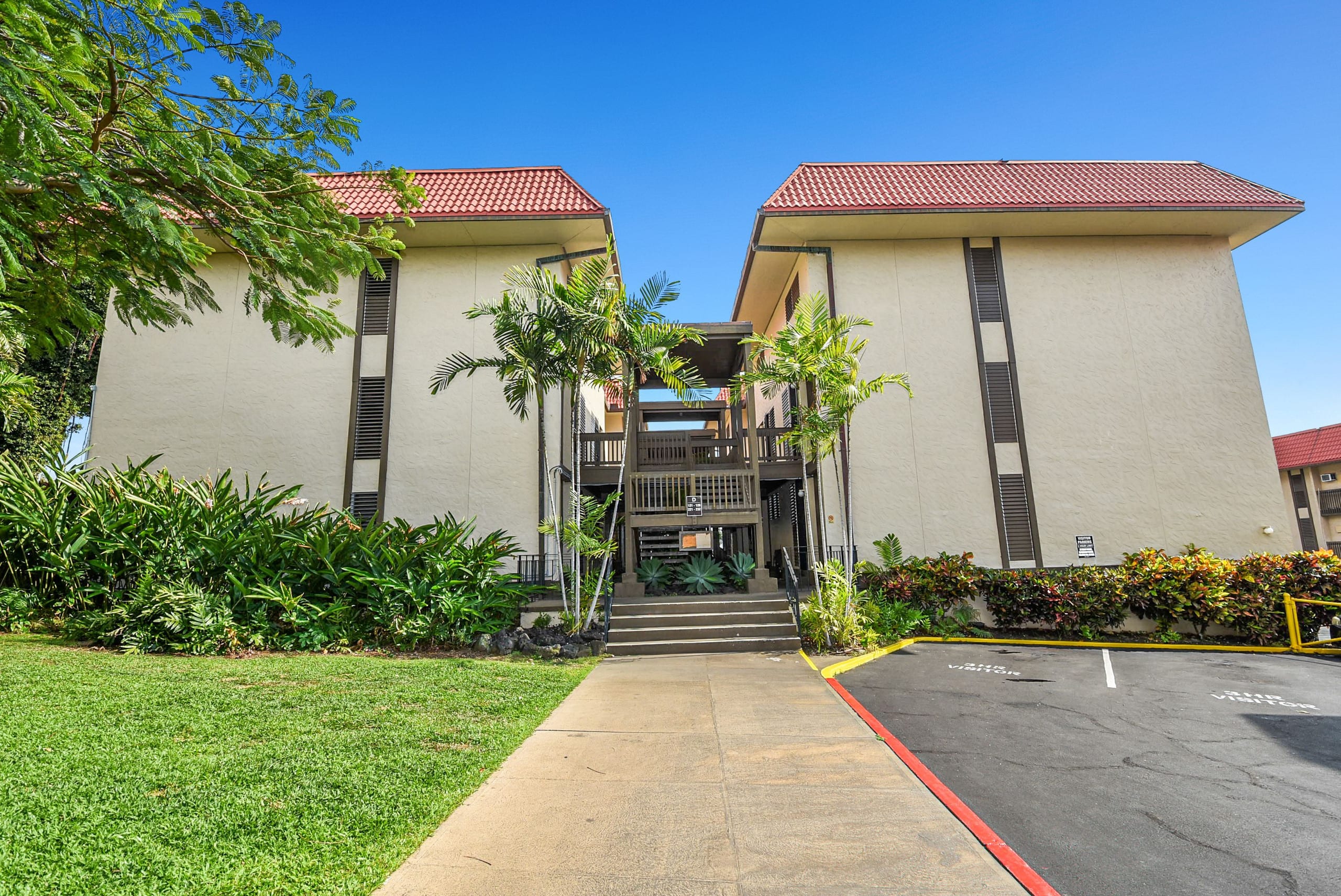 Condo in Kailua-Kona · ★5.0 · 2 bedrooms · 3 beds · 1.5 private baths - Image 26