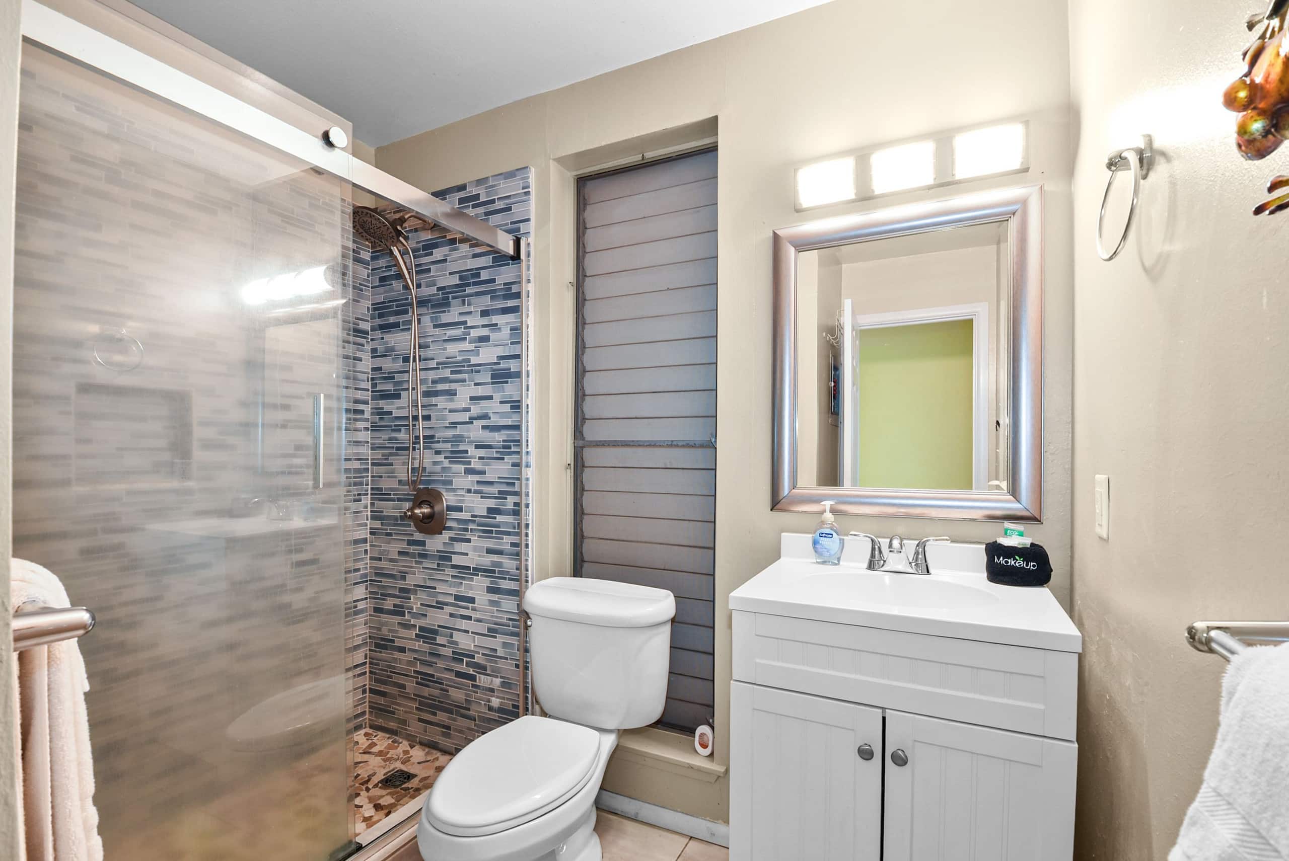 Condo in Kailua-Kona · ★5.0 · 2 bedrooms · 3 beds · 1.5 private baths - Image 23