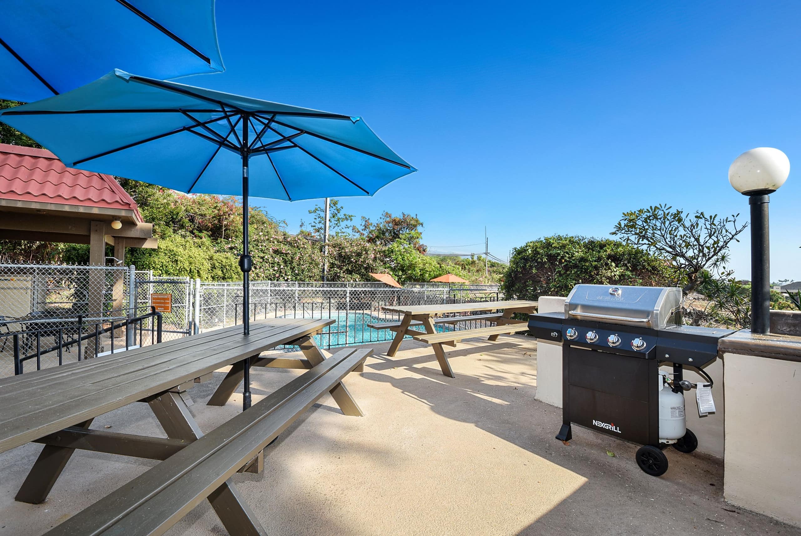 Condo in Kailua-Kona · ★5.0 · 2 bedrooms · 3 beds · 1.5 private baths - Image 32