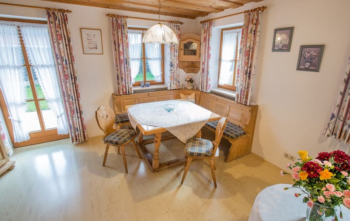 Holiday Flat, 75 M², Bedroom, Kitchen, Tv - Bad Reichenhall