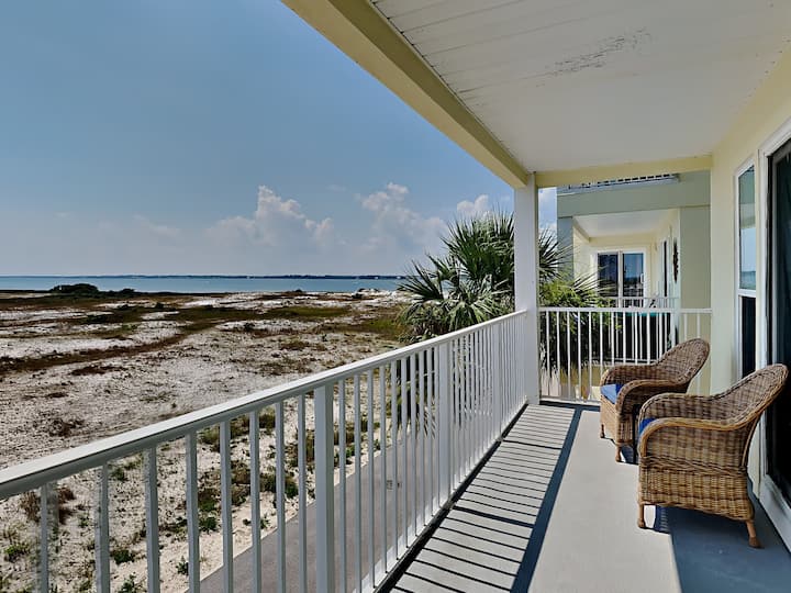 Gulf Island #224 | Walk To Beach Access + Pool! - Navarre, FL