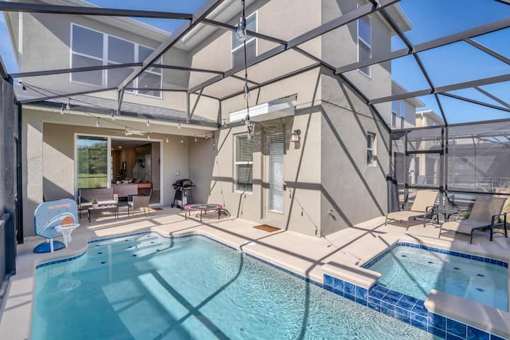 Luxury Villa Private Pool - Kissimmee, FL