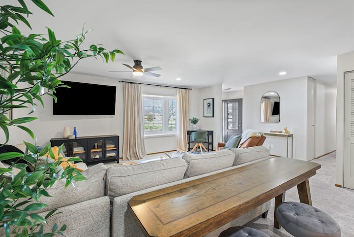 3 Bed Ranch In Great Neighborhood - Bloomington, IL