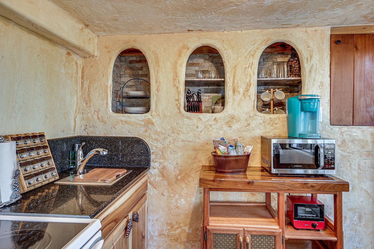 Henderson Bay 'Wine Cellar Studio' photo 7
