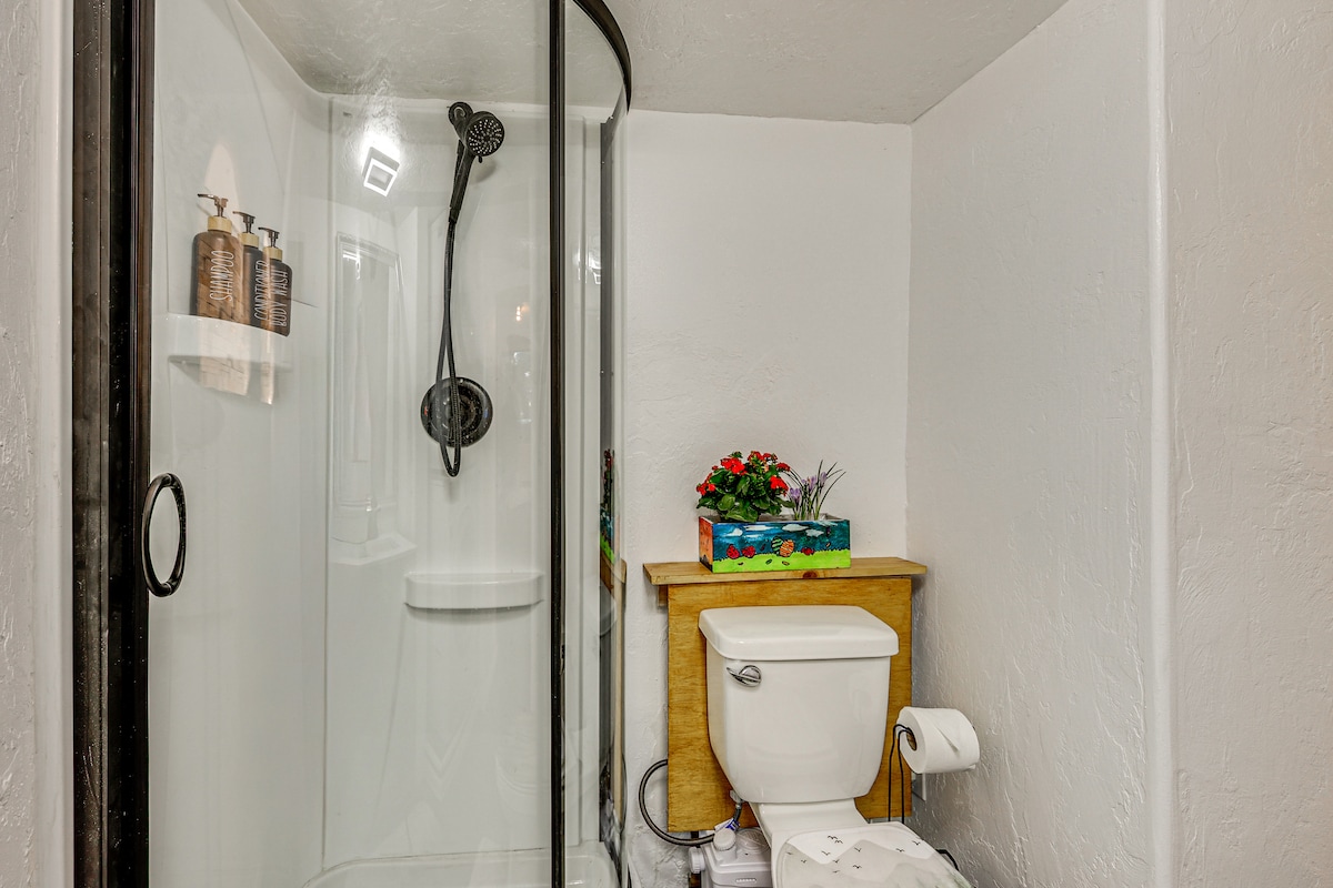 Henderson Bay 'Wine Cellar Studio' photo 10