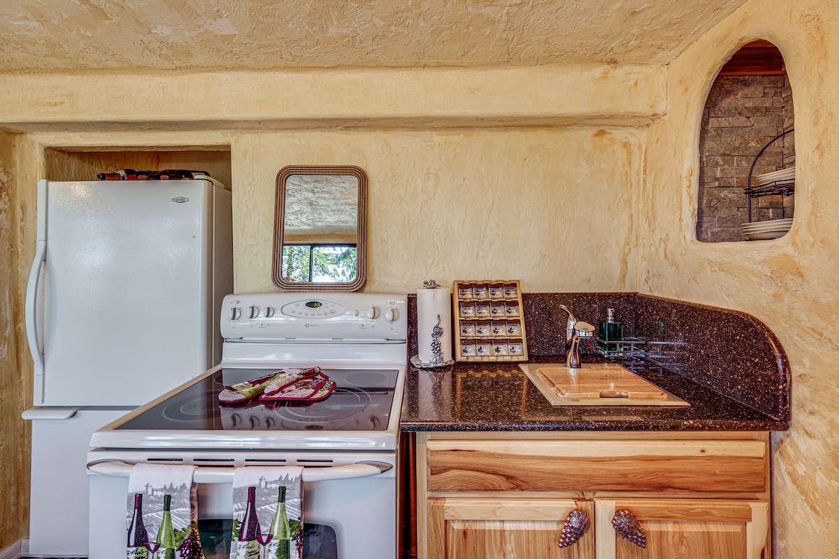 Henderson Bay 'Wine Cellar Studio' photo 12