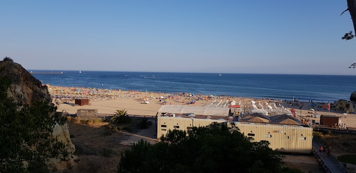 Rocha Beachside Apartment - Portimão