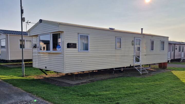 Bella Family Getaway, Church Farm - Selsey