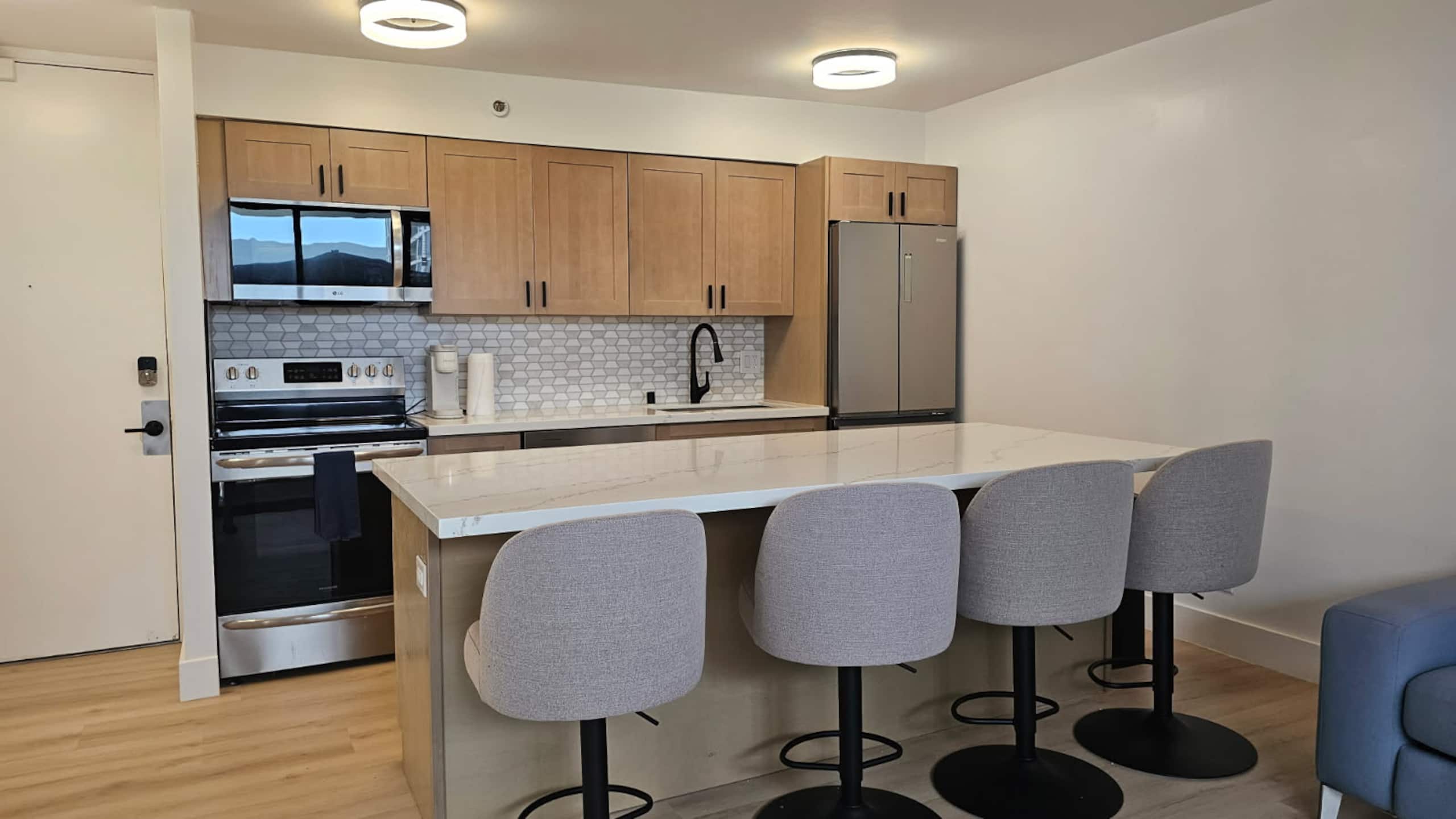 Condo in Honolulu · ★4.88 · 1 bedroom · 2 beds · 1 bath - Image 6