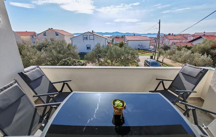 3 Bedroom Gorgeous Apartment In Zadar - Zadar