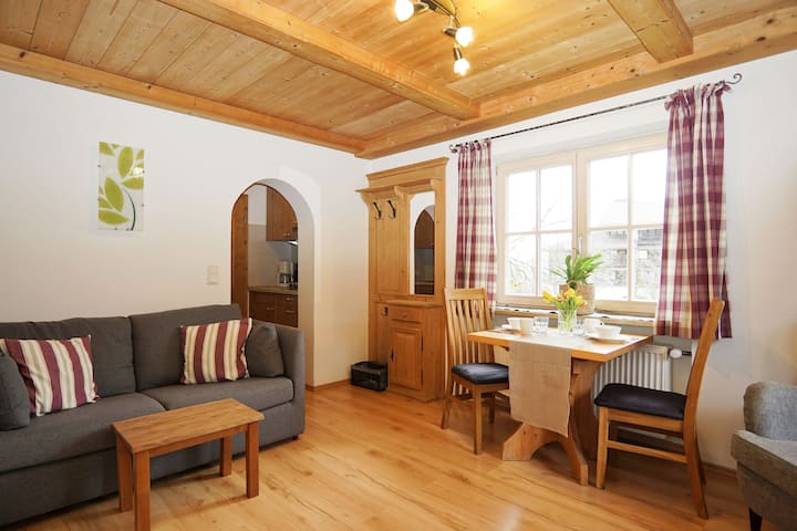 Walnuss Holiday Apartment, 40 M², Sleeps 2 - Bad Feilnbach