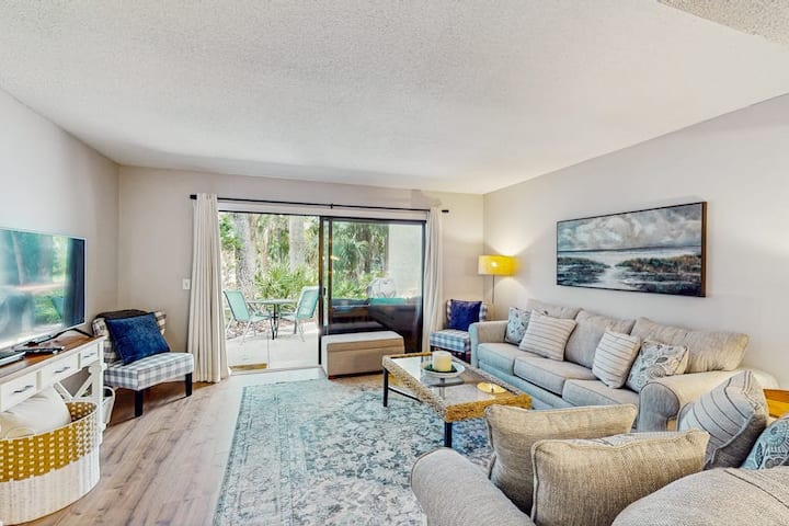 Pet Friendly Condo On Golf Course, Near Tennis, Be - Hilton Head Island, SC