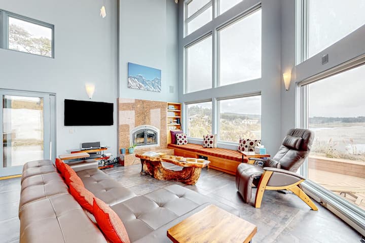 Luxury Bluff Top Estate - Gualala, CA