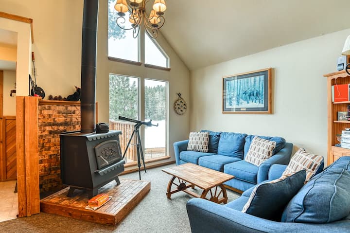 Lovely Multi-level Cabin With Balcony, Loft, Firep - Eagle Nest, NM