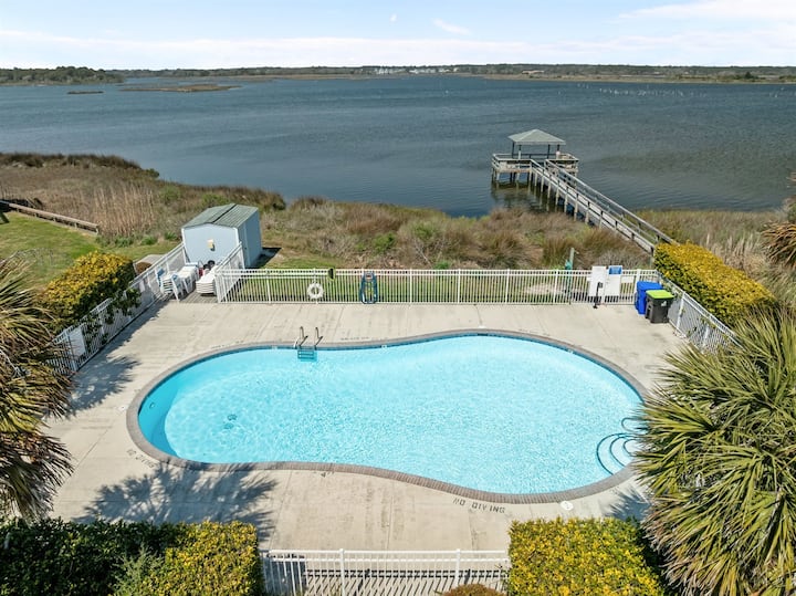 Sea Star: Beach, Sound Views, Pool, Kayaks, Bikes - Houses for Rent in ...